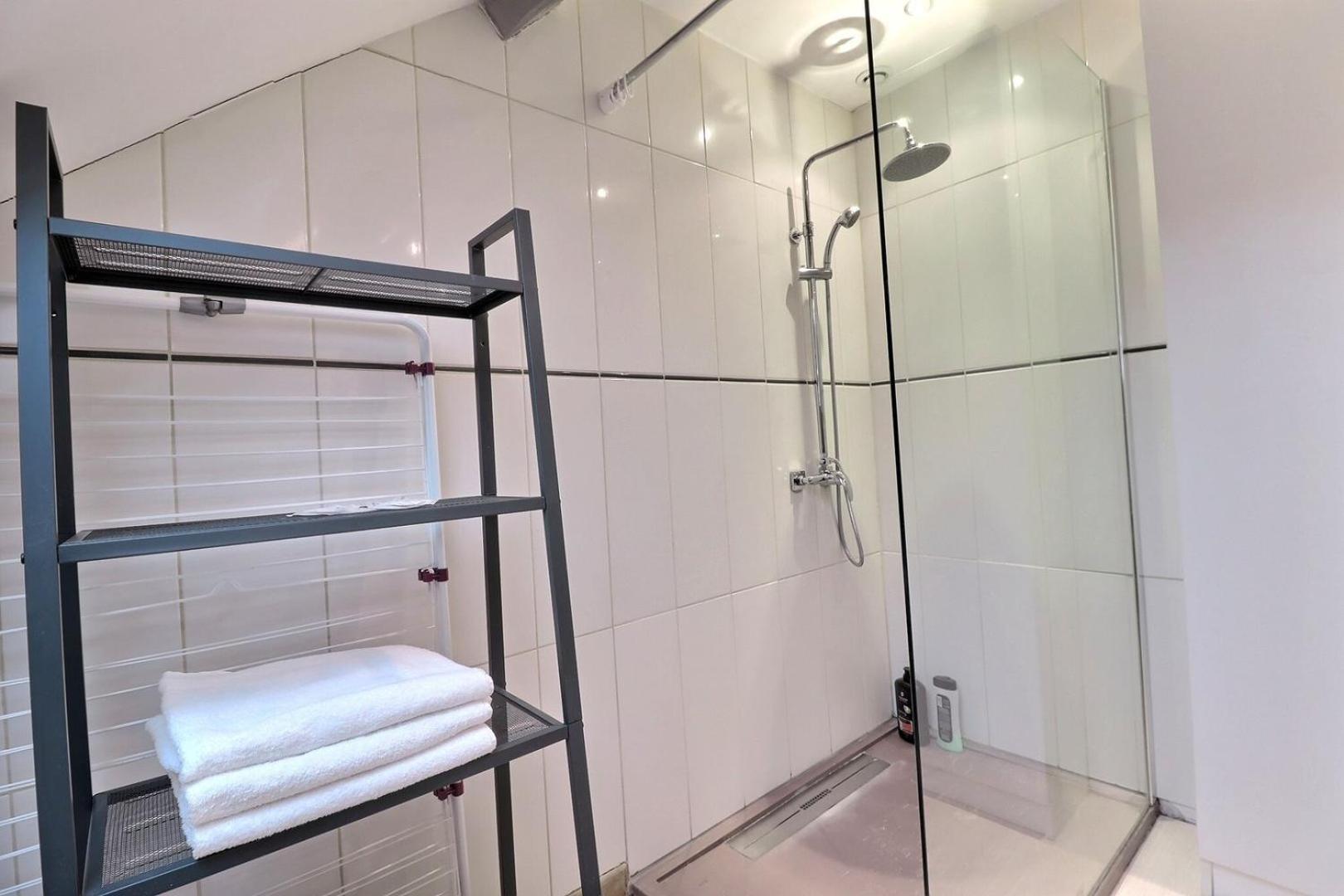 Le Loft Sous Les Toits - Proche Gare - Mon Groom ทรัวส์ ภายนอก รูปภาพ