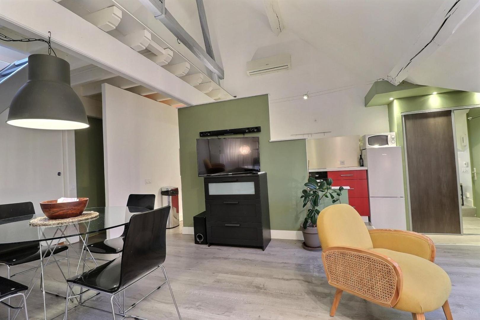 Le Loft Sous Les Toits - Proche Gare - Mon Groom ทรัวส์ ภายนอก รูปภาพ